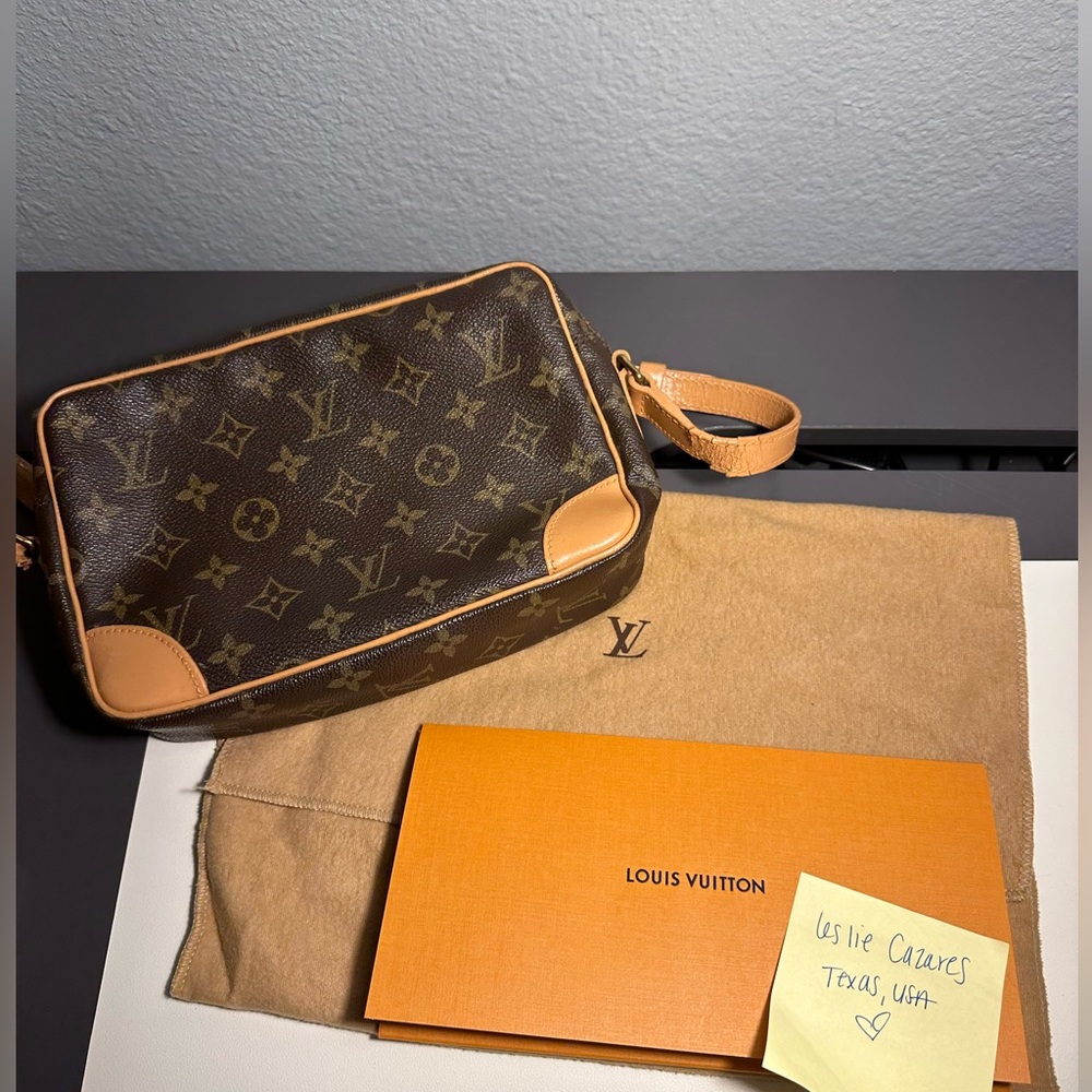 Vintage Preloved Louis Vuitton Trocadero 23